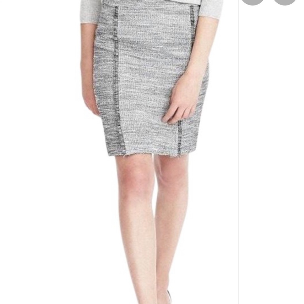 Banana Republic Grey Tweed Boucle Pencil Skirt Size 6